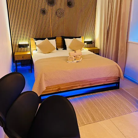 Apartamento Sauna Studio And Jacuzzi Rooms Praga