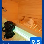 Sauna Near Centre/airport Apartment Prag