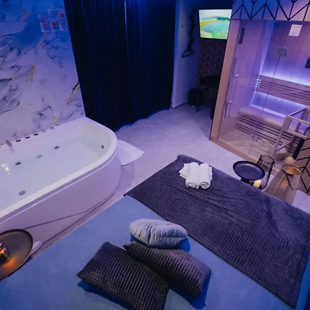 Sauna And Jacuzzi - Self Check-in 247
