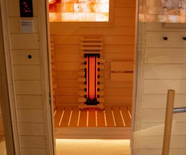 Sauna Near Centre/airport Apartamento Praga